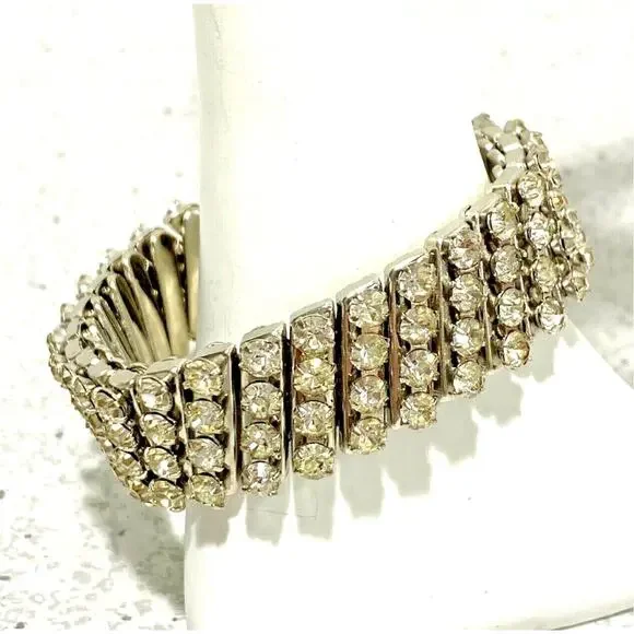 Vintage Mid Century Accordion Stretch Bracelet Silver Tone & White Rhinestones - Picture 3 of 6